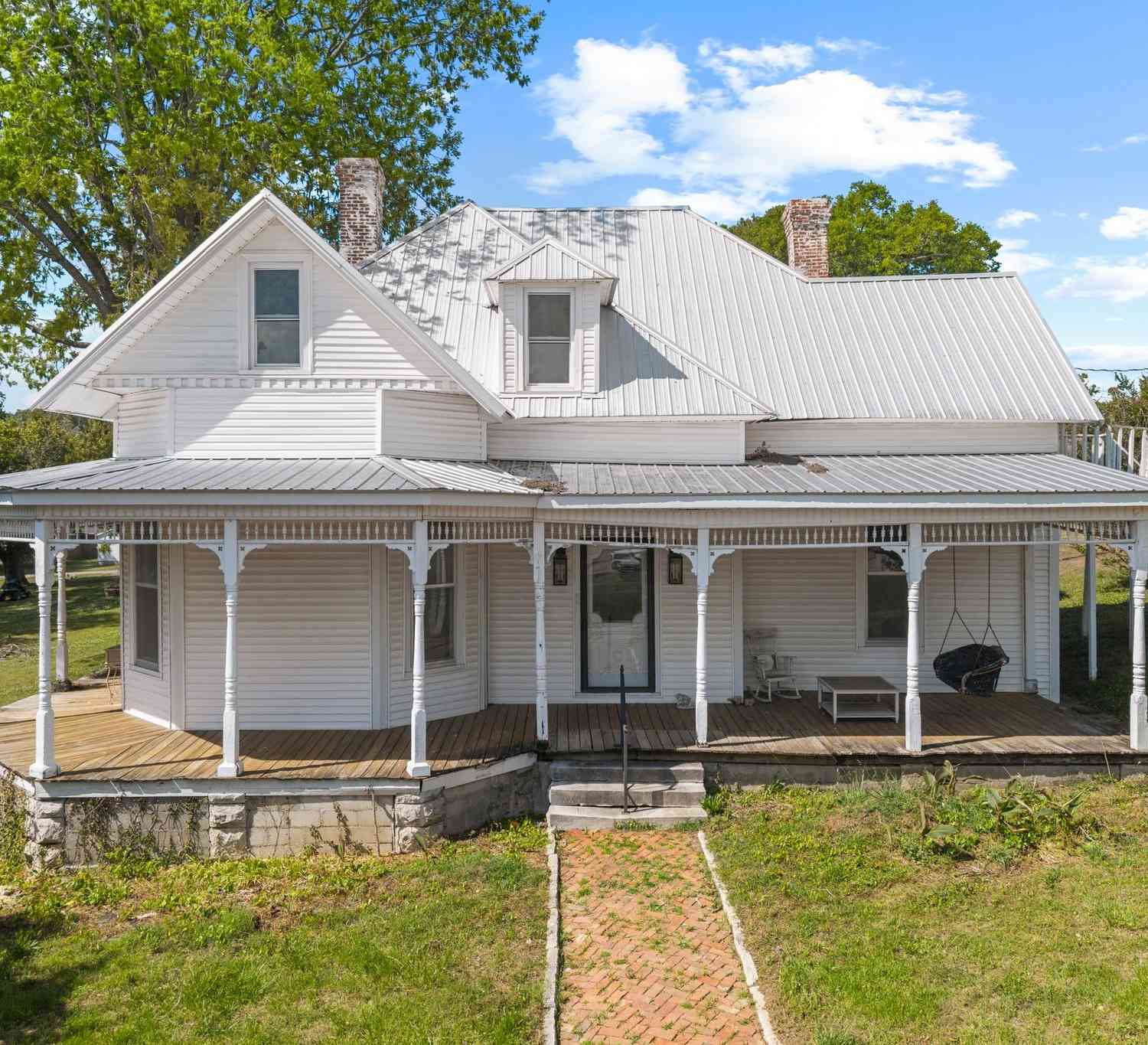 Homes For Sale - 1851 Main St<br/> Giles County County, Lynnville, TN 38472