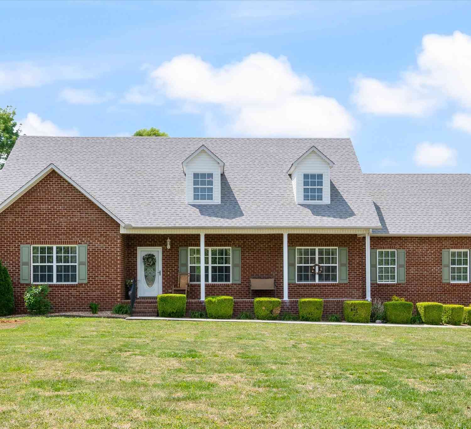 Homes For Sale - 637 Coopertown Rd<br/> Bedford County County, Unionville, TN 37180