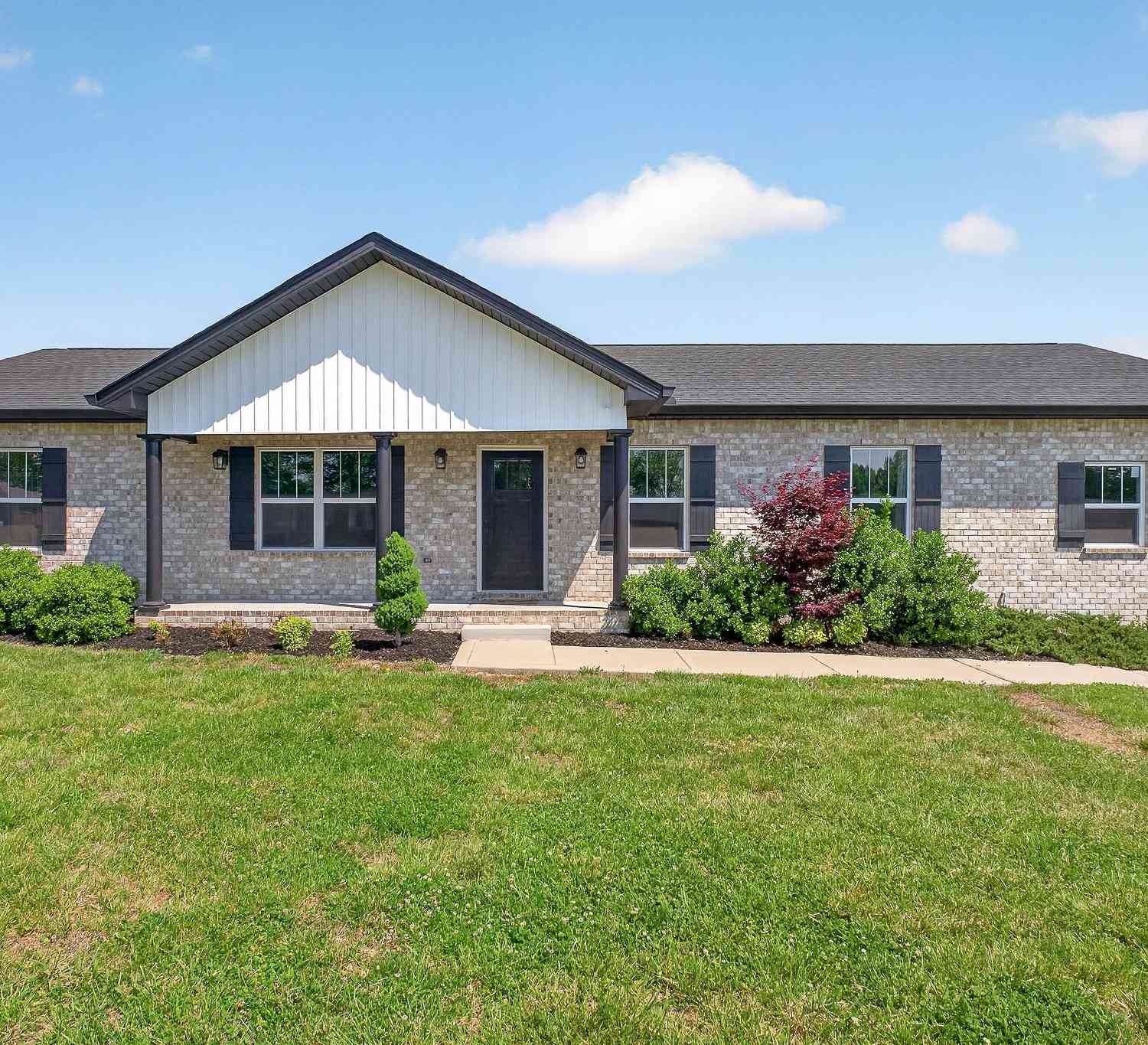 Homes For Sale - 702 Cill St<br/> Dekalb County, Smithville, TN 37166