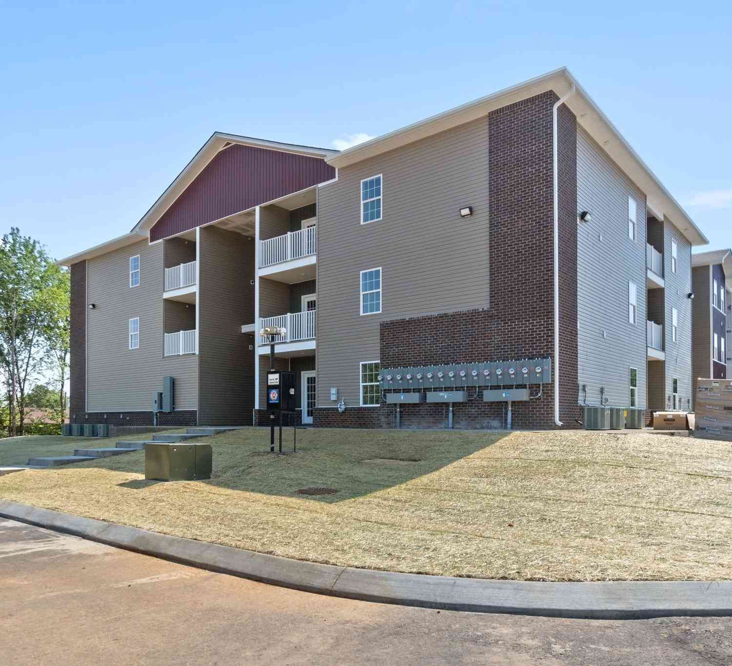 Apartment For Rent - 229 E Johnson Circle #B-212<br/> Clarksville, TN 37040
