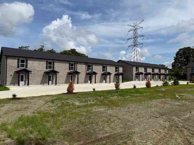 Homes For Sale - 740 Kings Ln #A6<br/> Coffee County County, Tullahoma, TN 37388