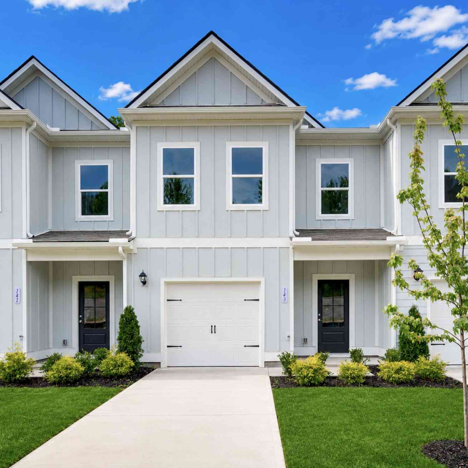 Townhouse For Sale - 143 Ironhorse Way<br/> Dickson County County, Dickson, TN 37055
