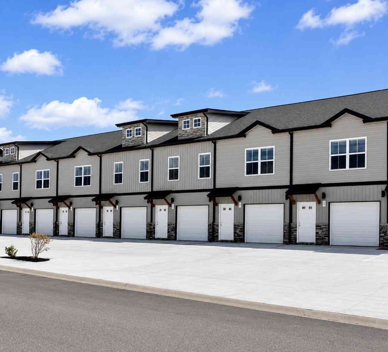 Condo For Rent - 212 Drayton Dr #E<br/> Clarksville, TN 37042