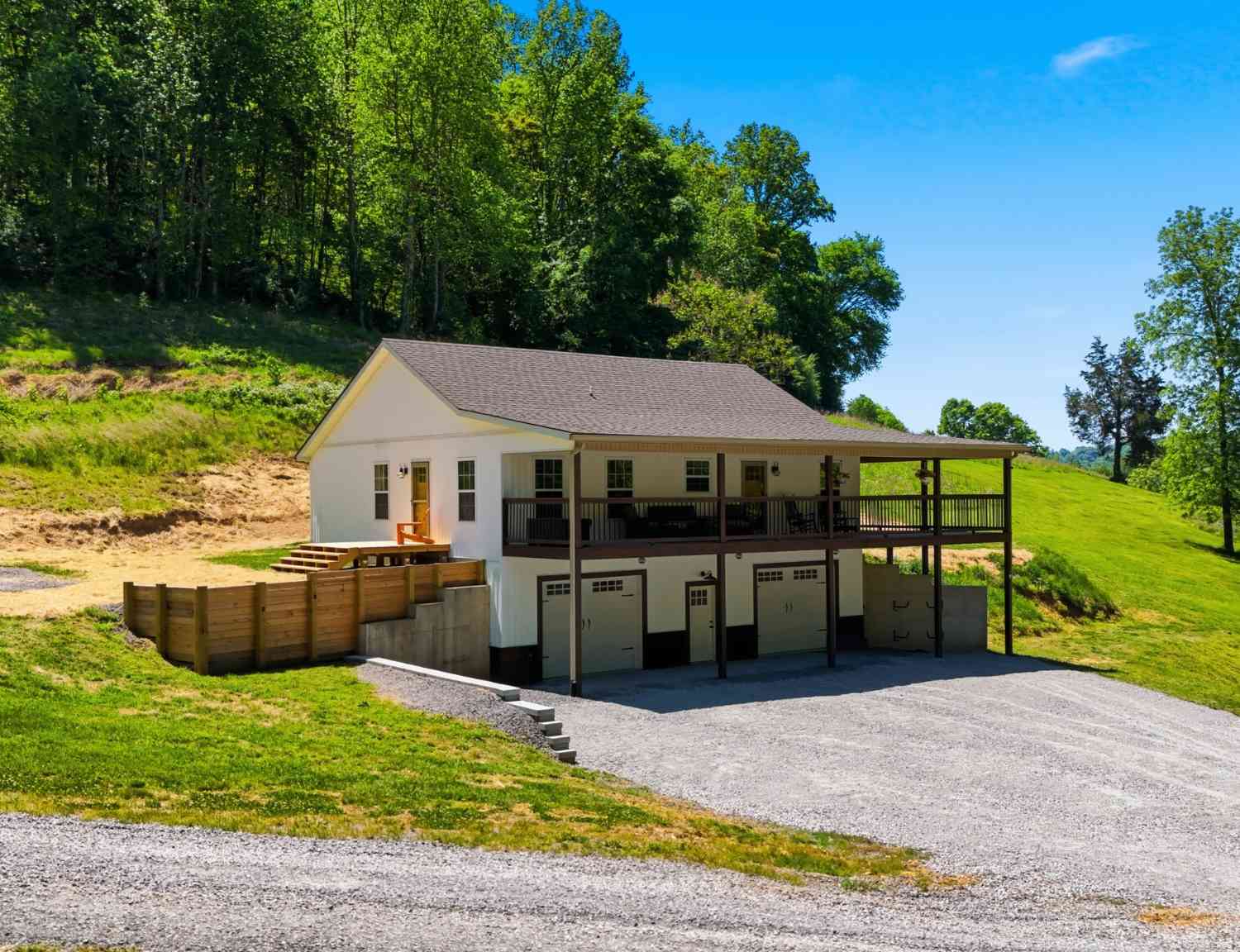 Homes For Sale - 2431 Free State Rd<br/> Gainesboro, TN 38562