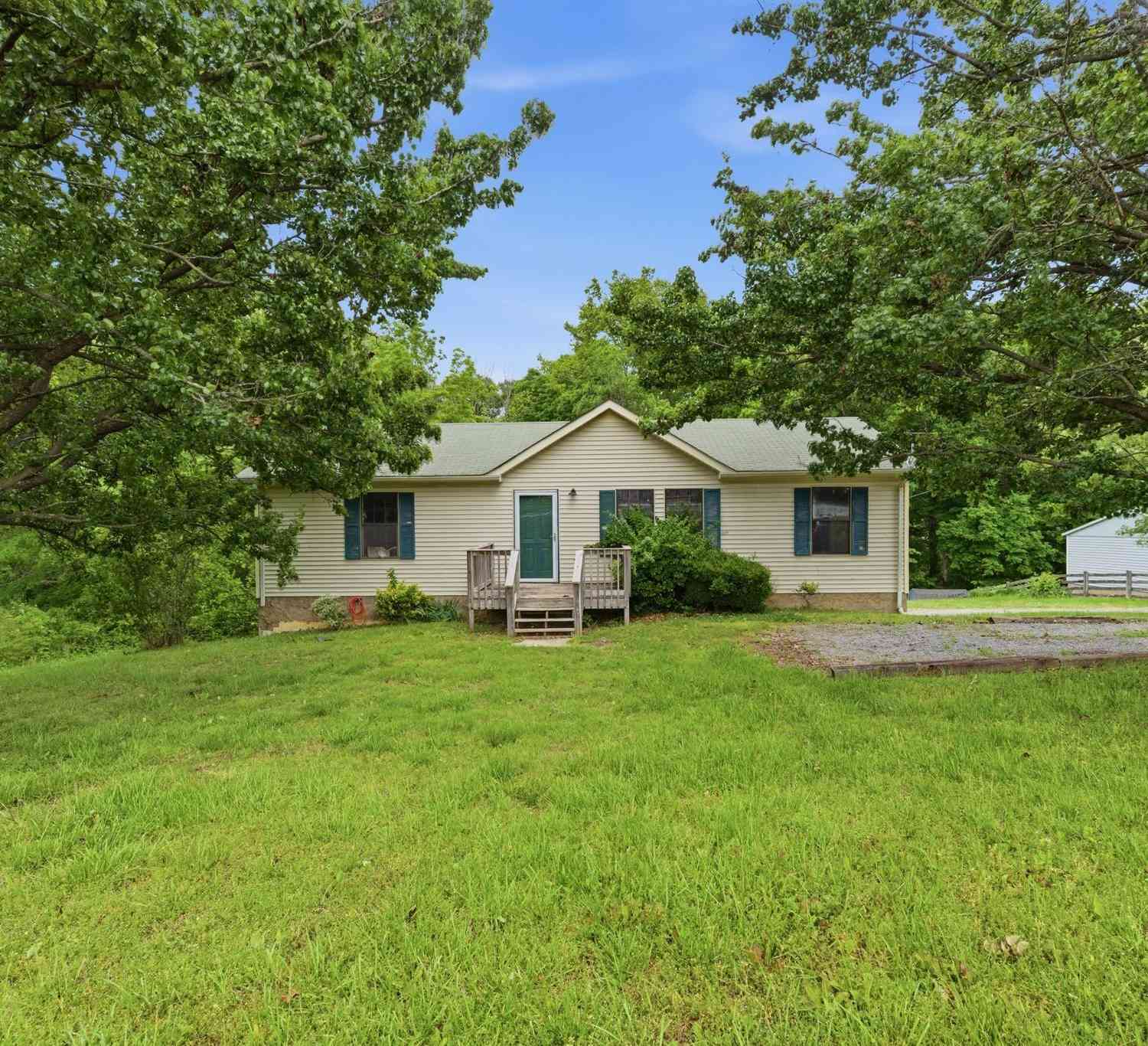 Homes For Sale - 5954 Highway 41a<br/> Joelton, TN 37080
