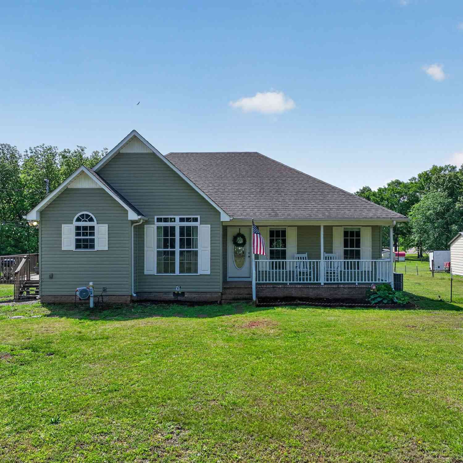 Homes For Sale - 505 Limestone Rd<br/> Elora, TN 37328