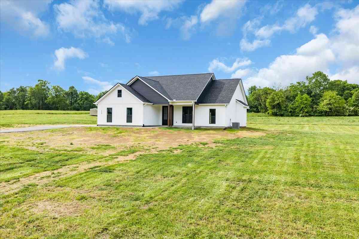Homes For Sale - 749 Edd Ramsey Rd<br/> Warren County County, McMinnville, TN 37110