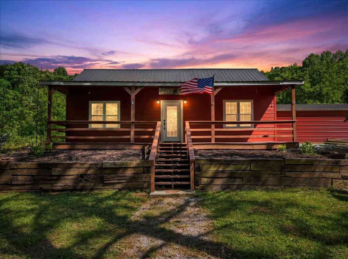 Homes For Sale - 341 Cooper Ln<br/> Dekalb County, Smithville, TN 37166