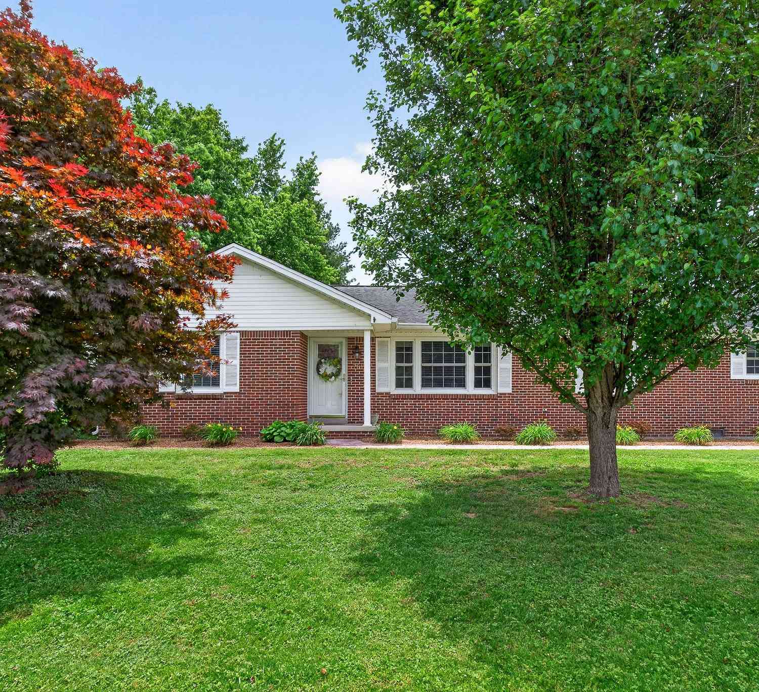 Homes For Sale - 701 Cill St<br/> Dekalb County, Smithville, TN 37166