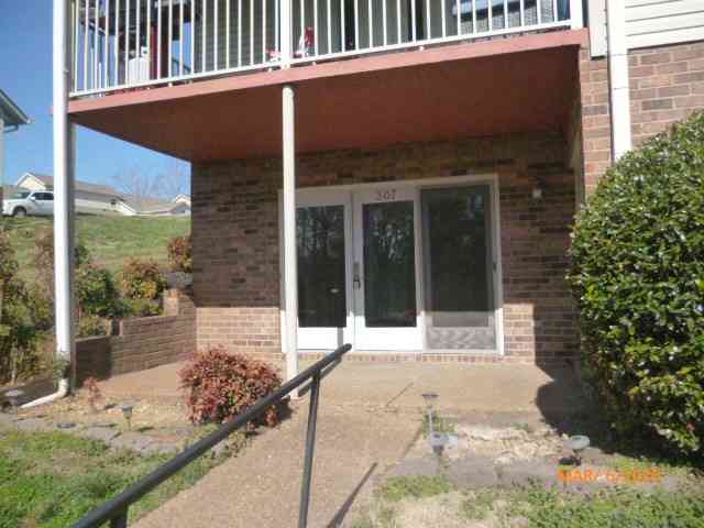 Homes For Sale - 307 Village Ln<br/> Dickson County County, Dickson, TN 37055