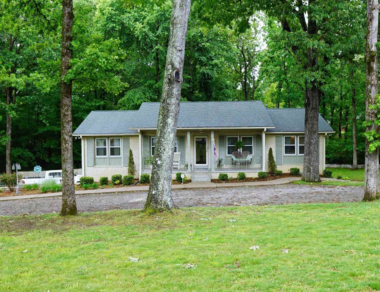 Homes For Sale - 100 Canary Dr<br/> Dickson County, Dickson, TN 37055