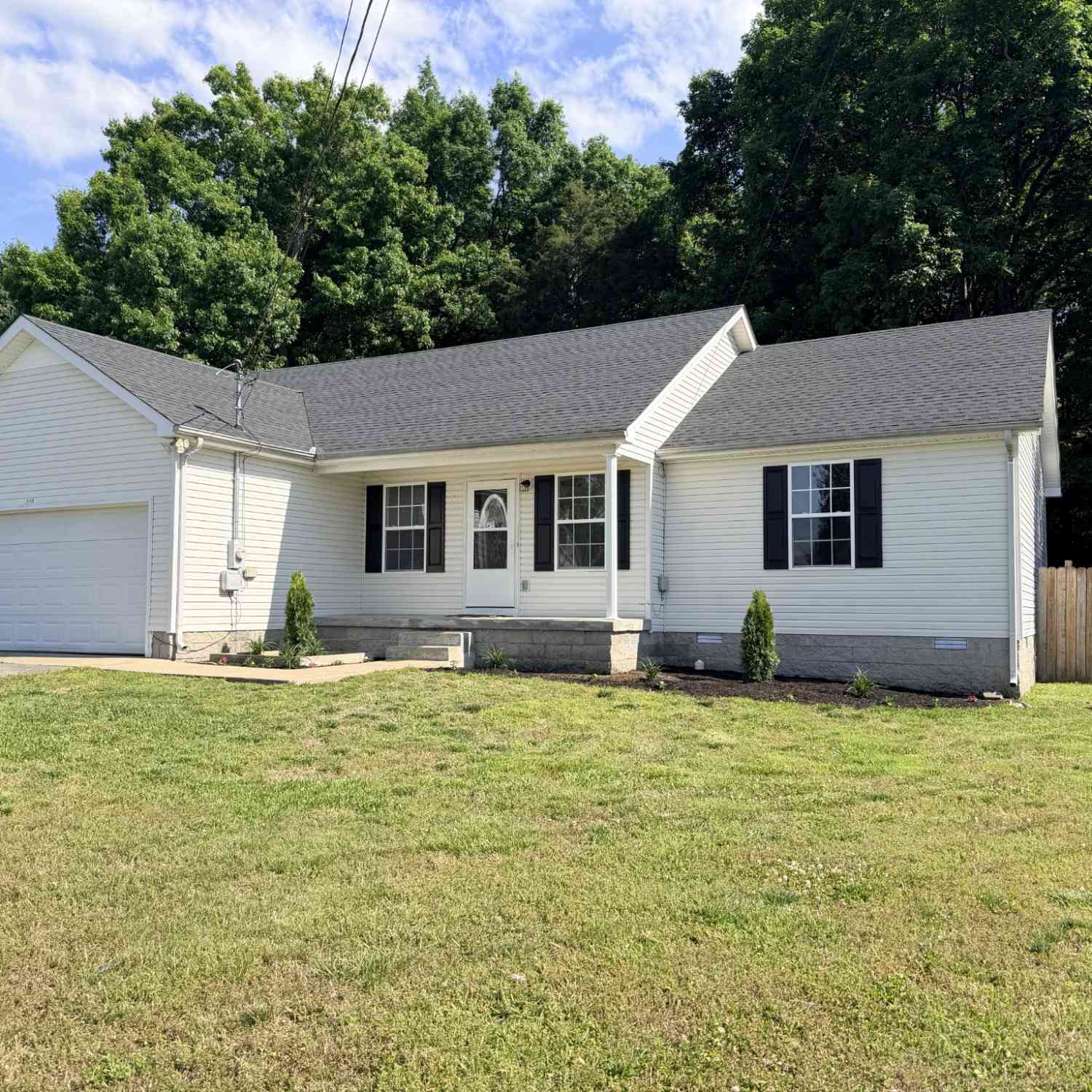 Homes For Sale - 130 Lorien Cir<br/> Bedford County County, Shelbyville, TN 37160