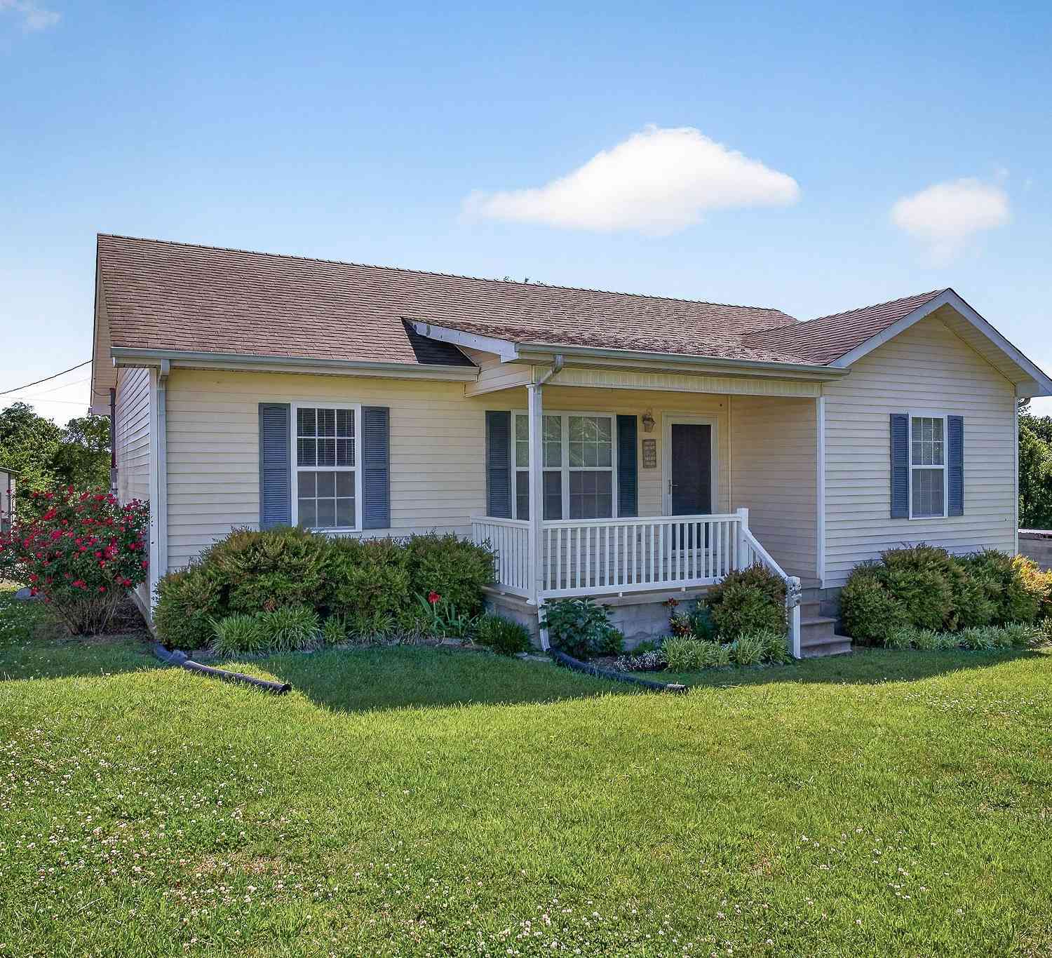 Homes For Sale - 475 Webb Ln<br/> Dekalb County, Smithville, TN 37166