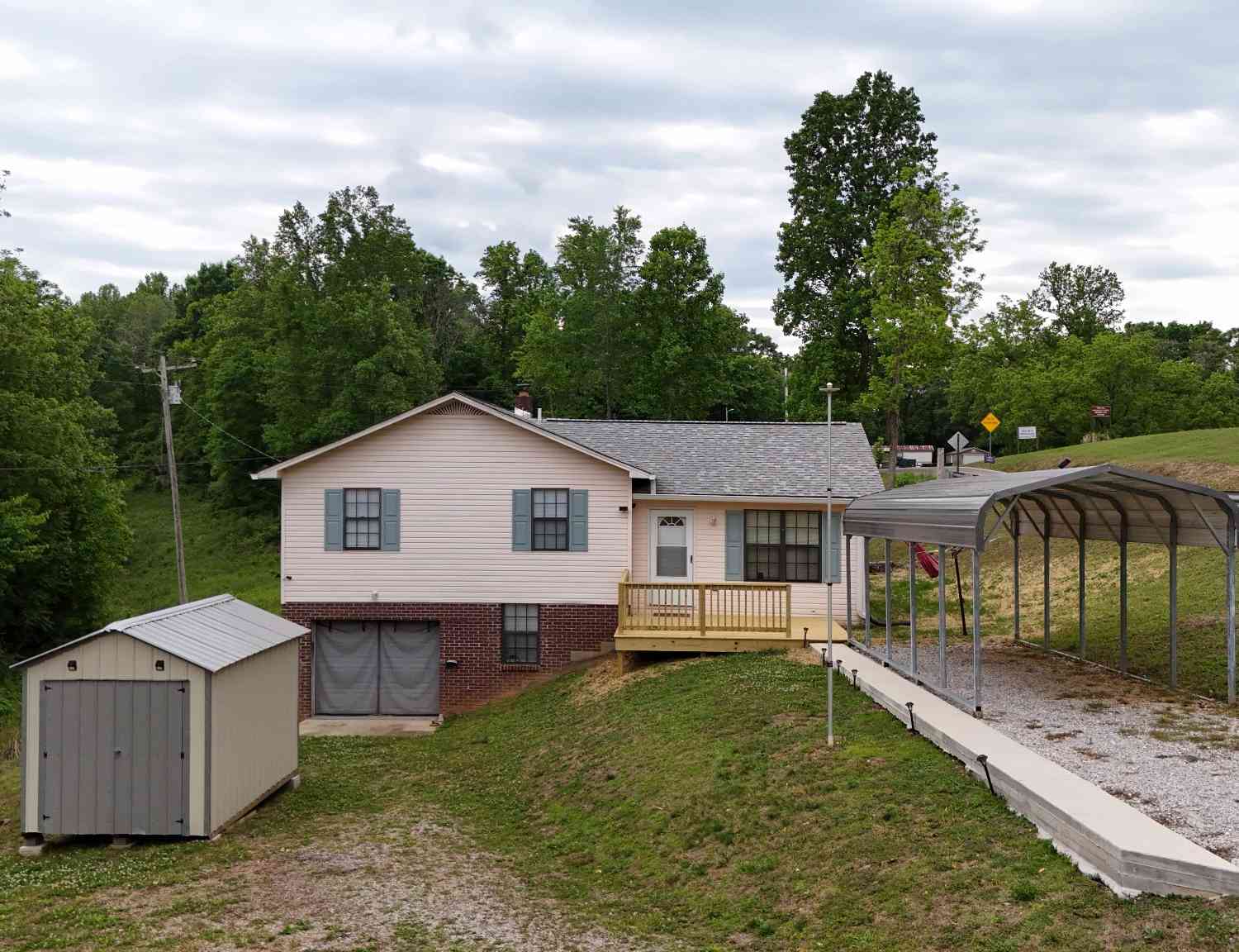 Homes For Sale - 1825 Free Hill Rd<br/> Celina, TN 38551