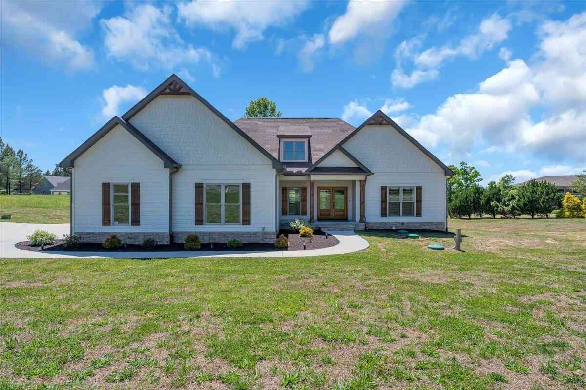 Homes For Sale - 126 Bobcat Trail<br/> Jasper, TN 37347