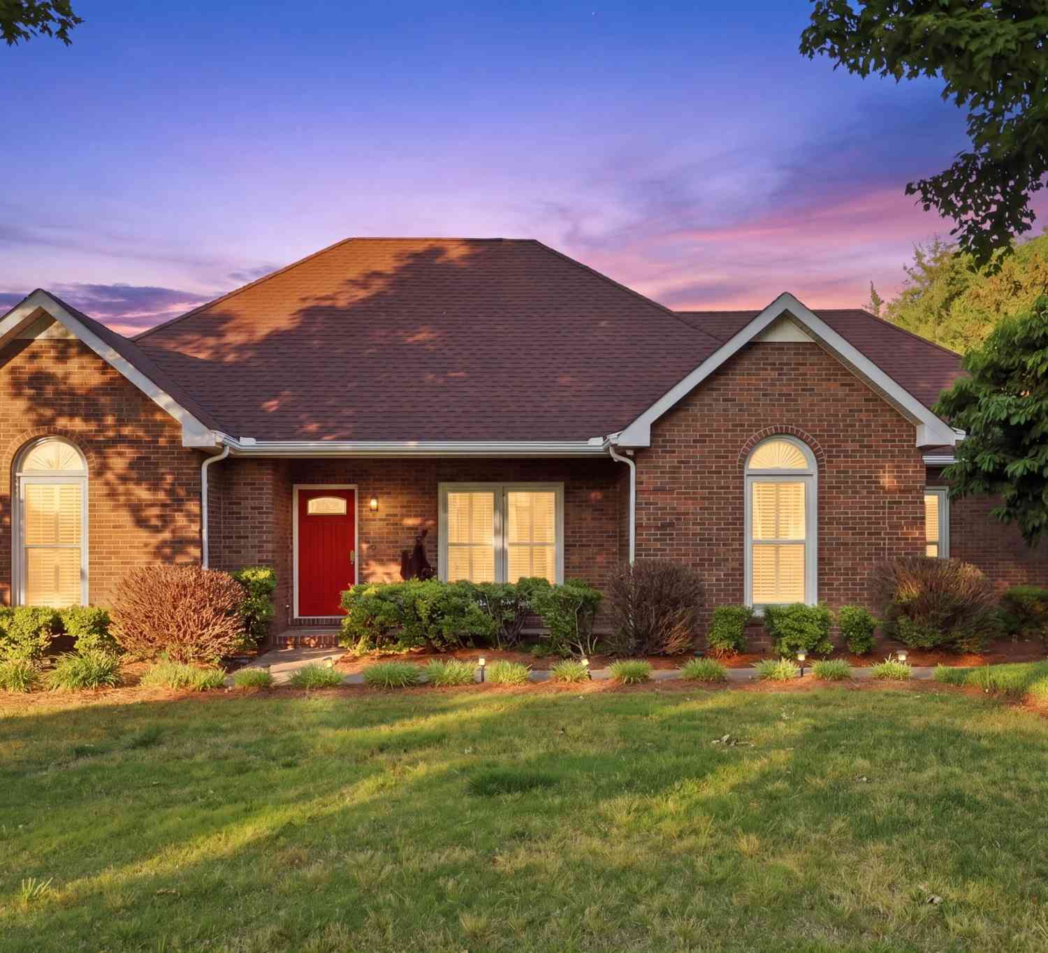 Homes For Sale - 1907 Chartwell Ct<br/> Murfreesboro, TN 37130