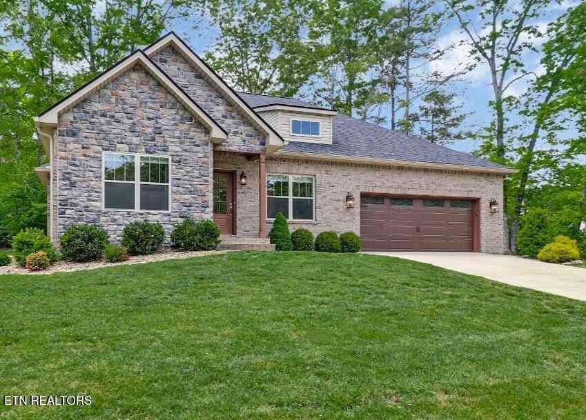 Homes For Sale - 10 King John Lane<br/> Cumberland County, Crossville, TN 38558