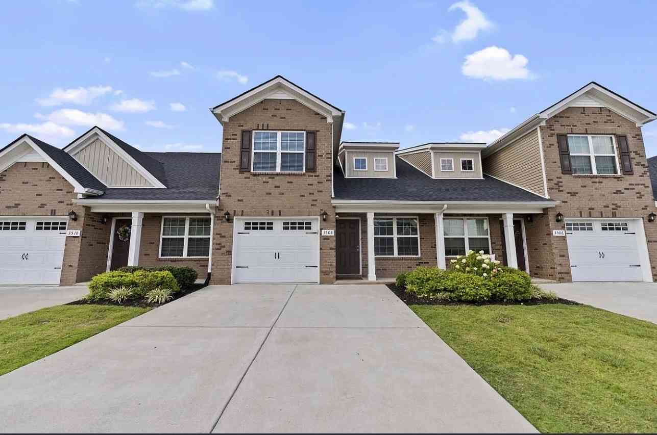Townhouse For Sale - 3508 Donerail Cir #405<br/> Murfreesboro, TN 37128