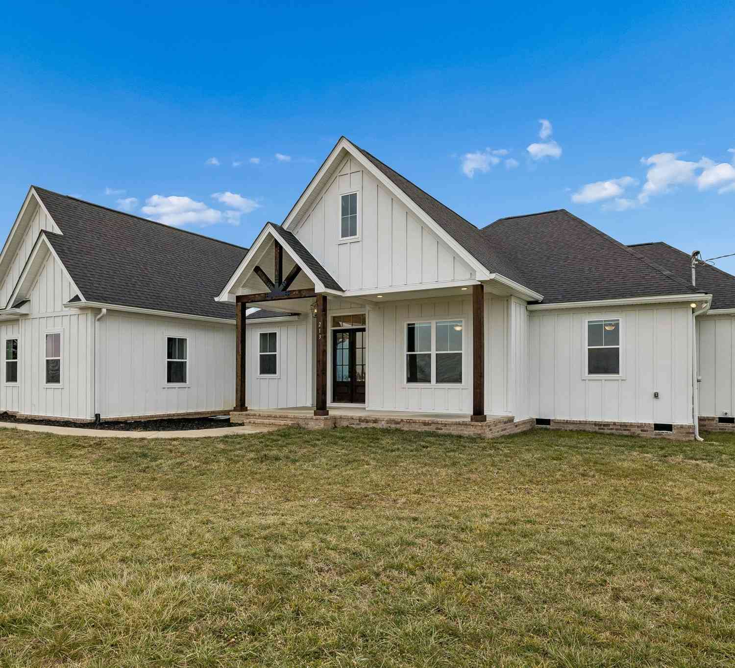 Homes For Sale - 213 Jack Pickle Rd<br/> Bedford County County, Lewisburg, TN 37091