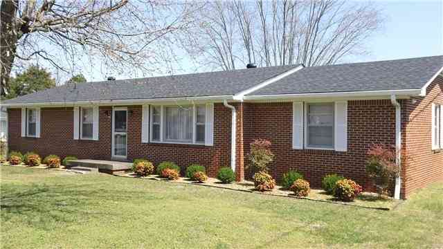 Homes For Sale - 209 Curtis Ave<br/> Dekalb County, Alexandria, TN 37012