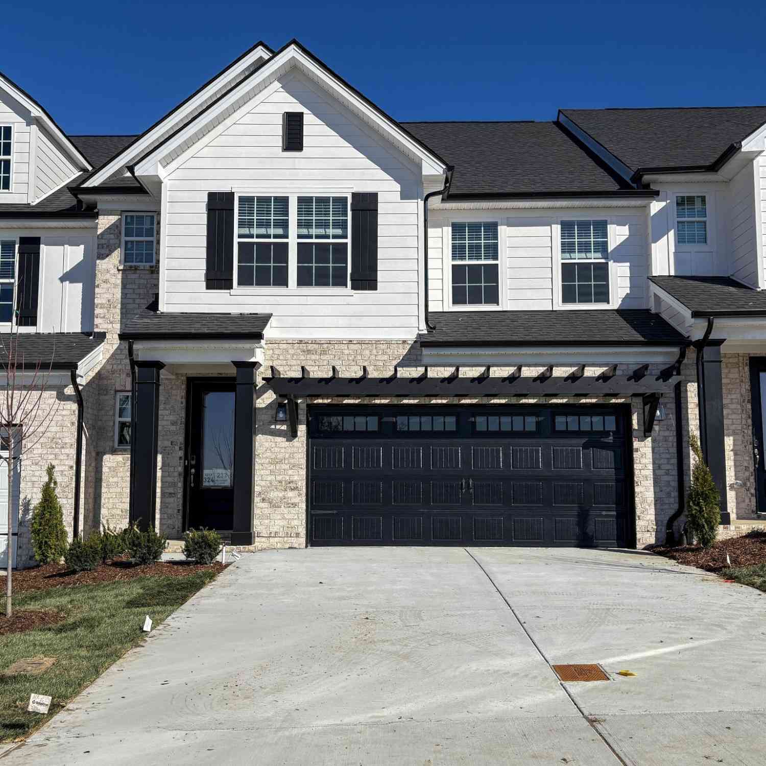 Townhouse For Sale - 233 Glencrest Drive Lot 324<br/> Hendersonville, TN 37075