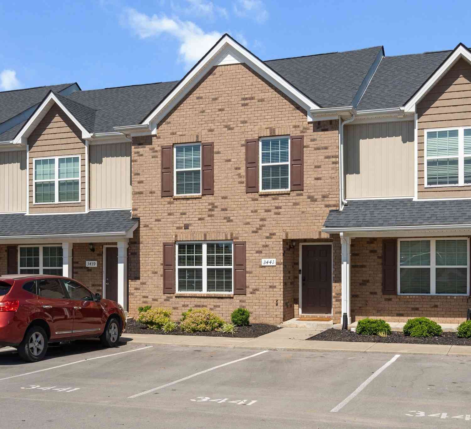 Townhouse For Sale - 3441 Donerail Cir<br/> Murfreesboro, TN 37128