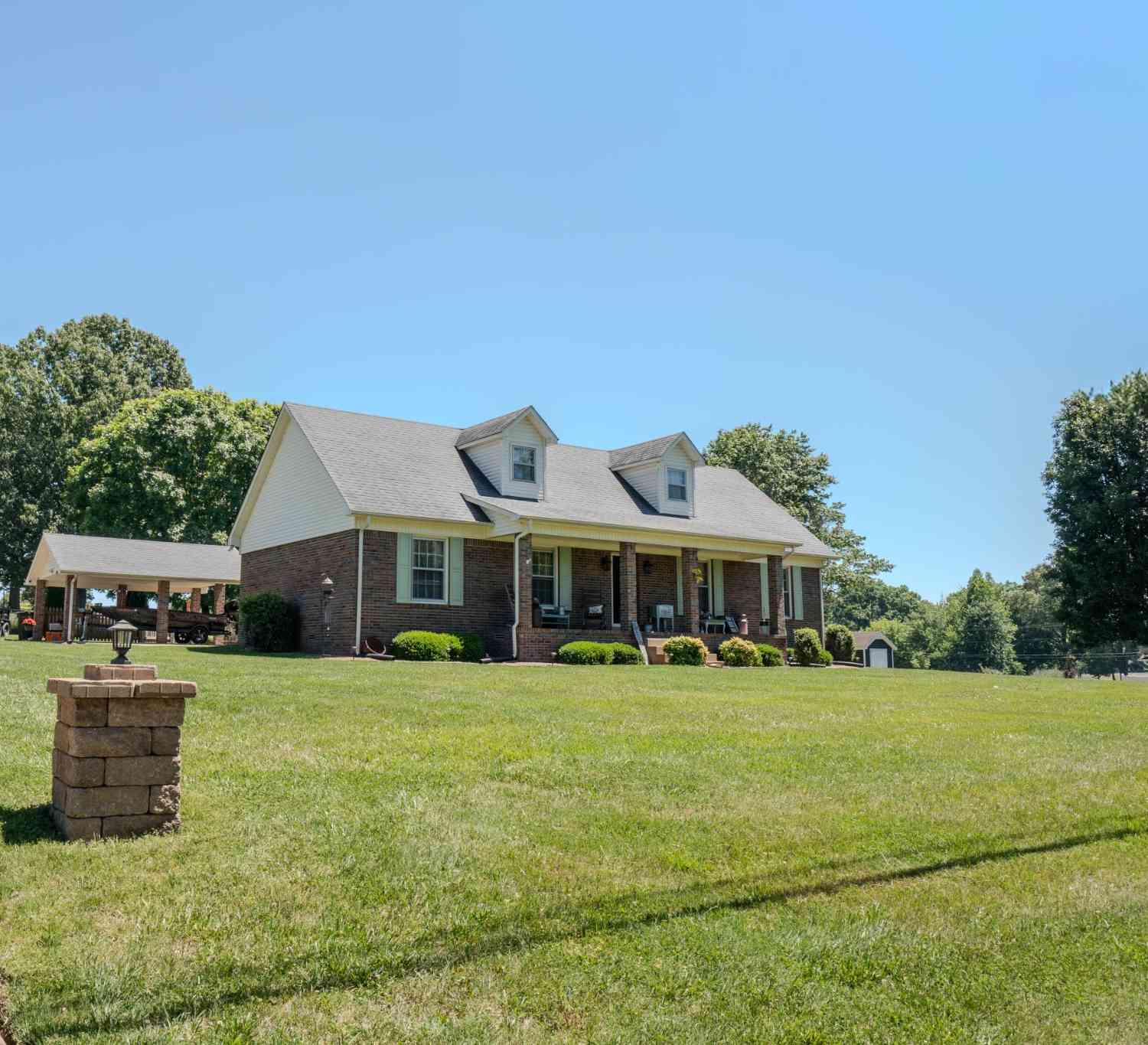 Homes For Sale - 6 Hawthorne Dr<br/> Lawrence County County, Lawrenceburg, TN 38464
