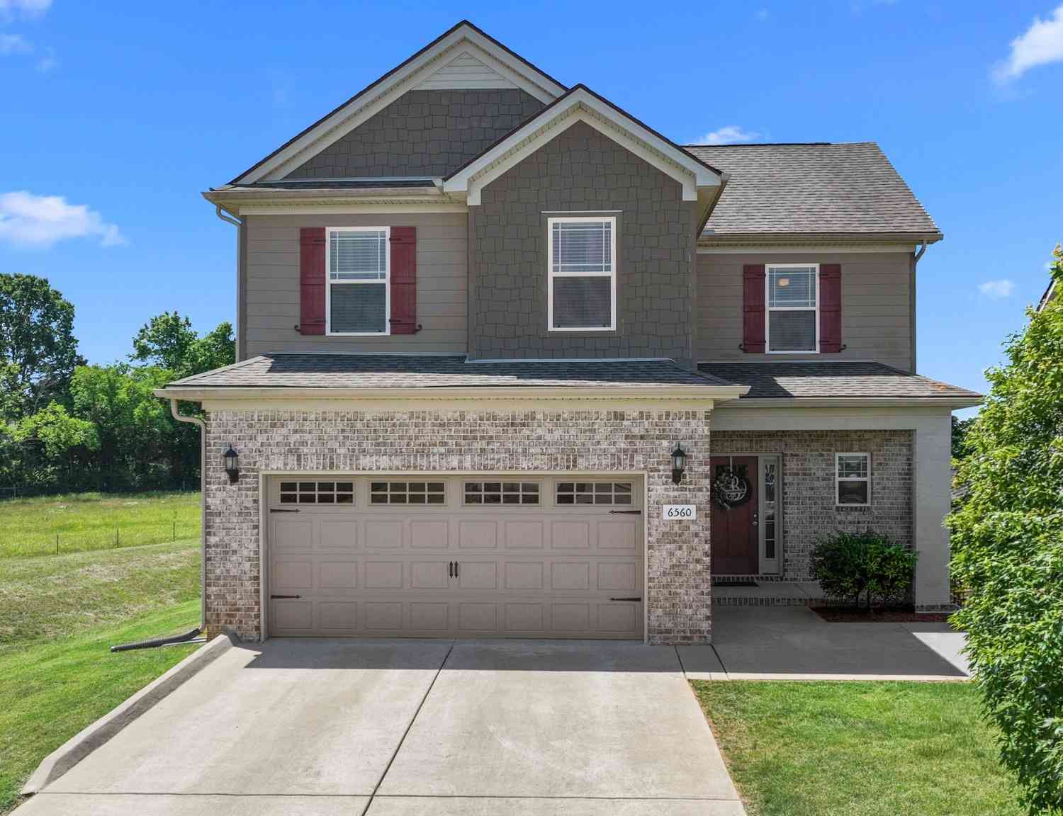 Homes For Sale - 6560 Desmond Ave<br/> Murfreesboro, TN 37128