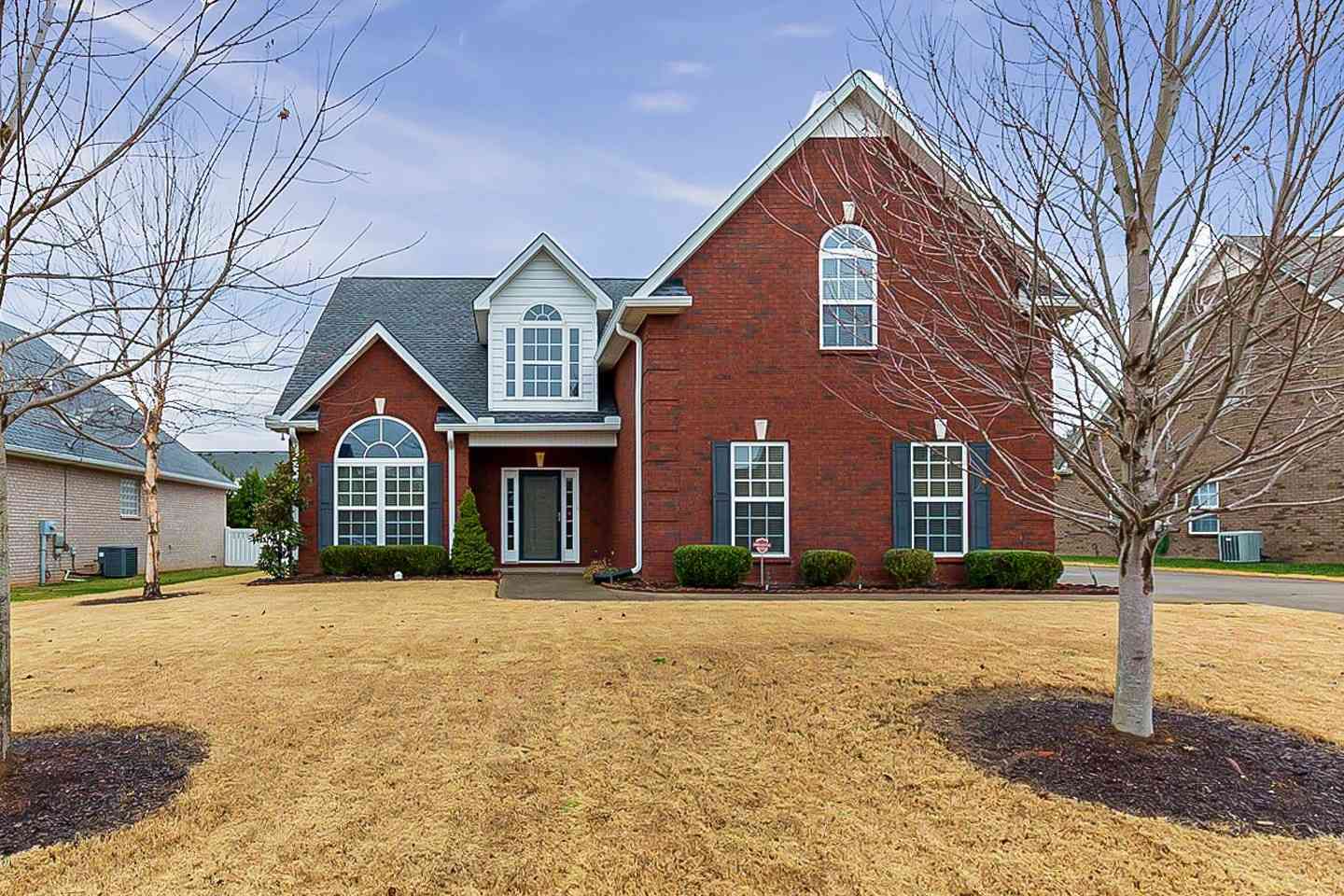 Homes For Sale - 1318 Davy Crockett Dr<br/> Murfreesboro, TN 37129