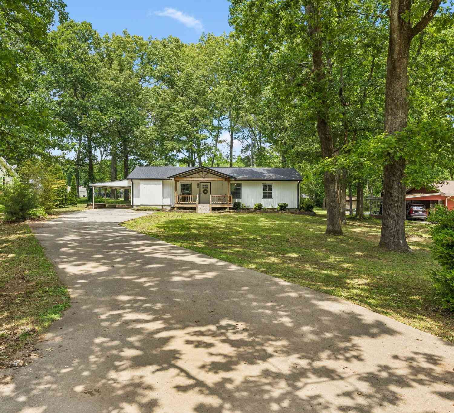 Homes For Sale - 240 Myers Road<br/> Winchester, TN 37398