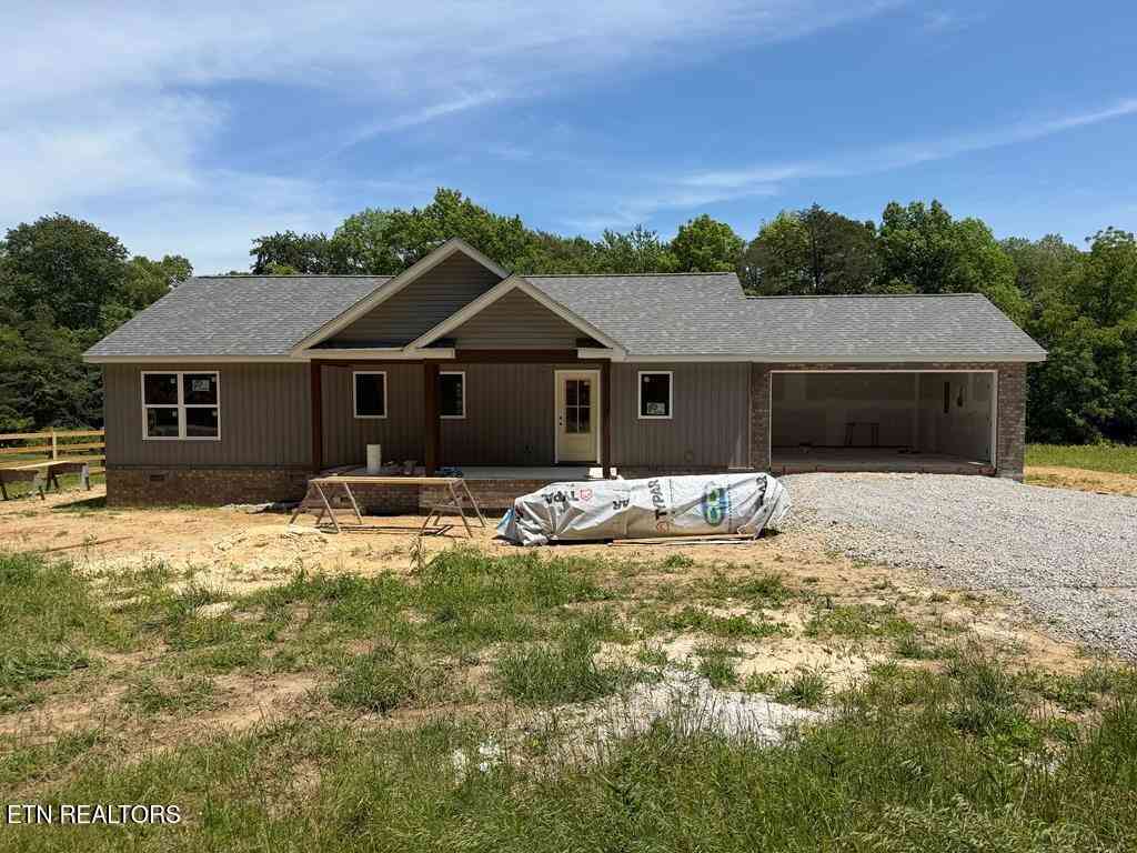 Homes For Sale - 1259 Franklin Loop<br/> Fentress County, Clarkrange, TN 38553