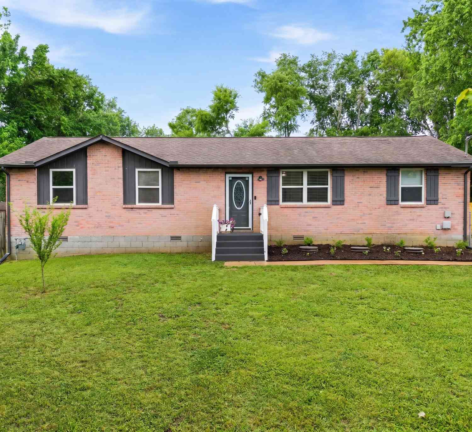 Homes For Sale - 5635 Harpeth Haven Dr<br/> Pegram, TN 37143