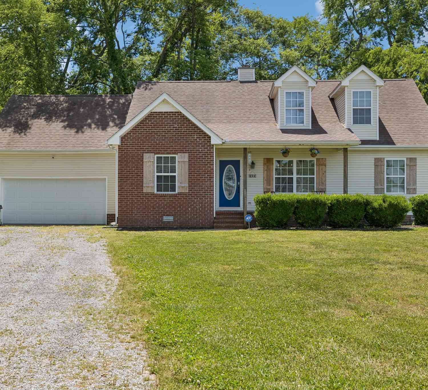 Homes For Sale - 111 Ridgepark Ct<br/> Murfreesboro, TN 37130