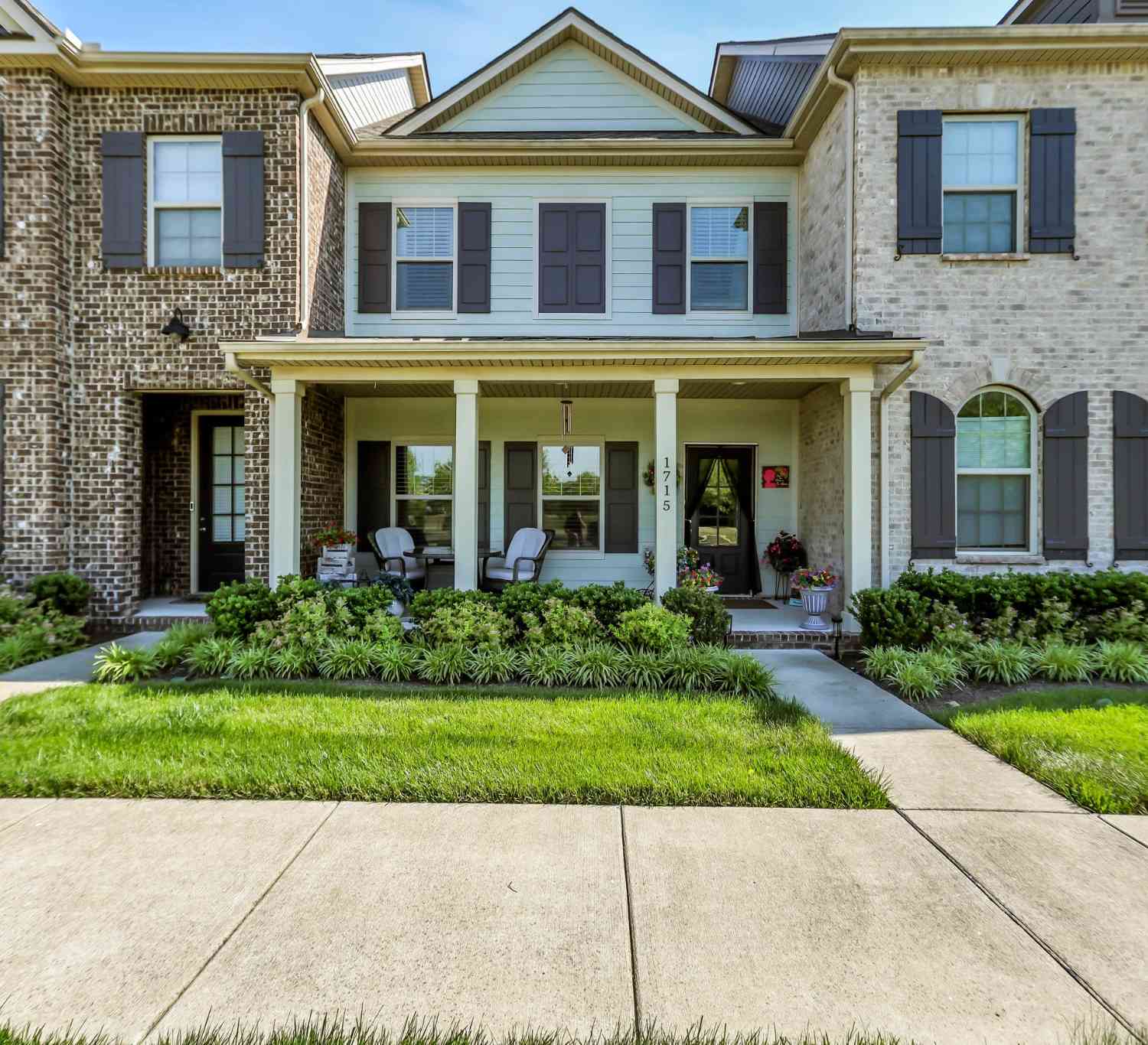 Townhouse For Sale - 1715 Old Drakes Creek Rd<br/> Hendersonville, TN 37075
