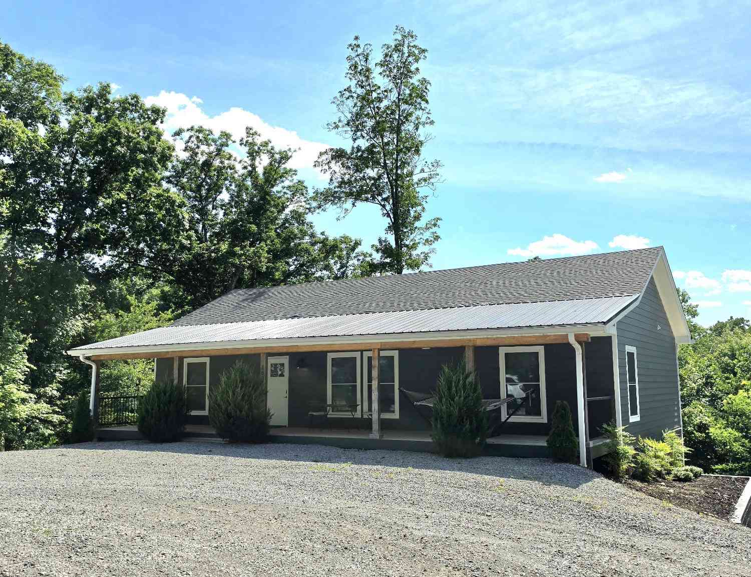 Homes For Sale - 1639 Coconut Ridge Rd<br/> Smithville, TN 37166
