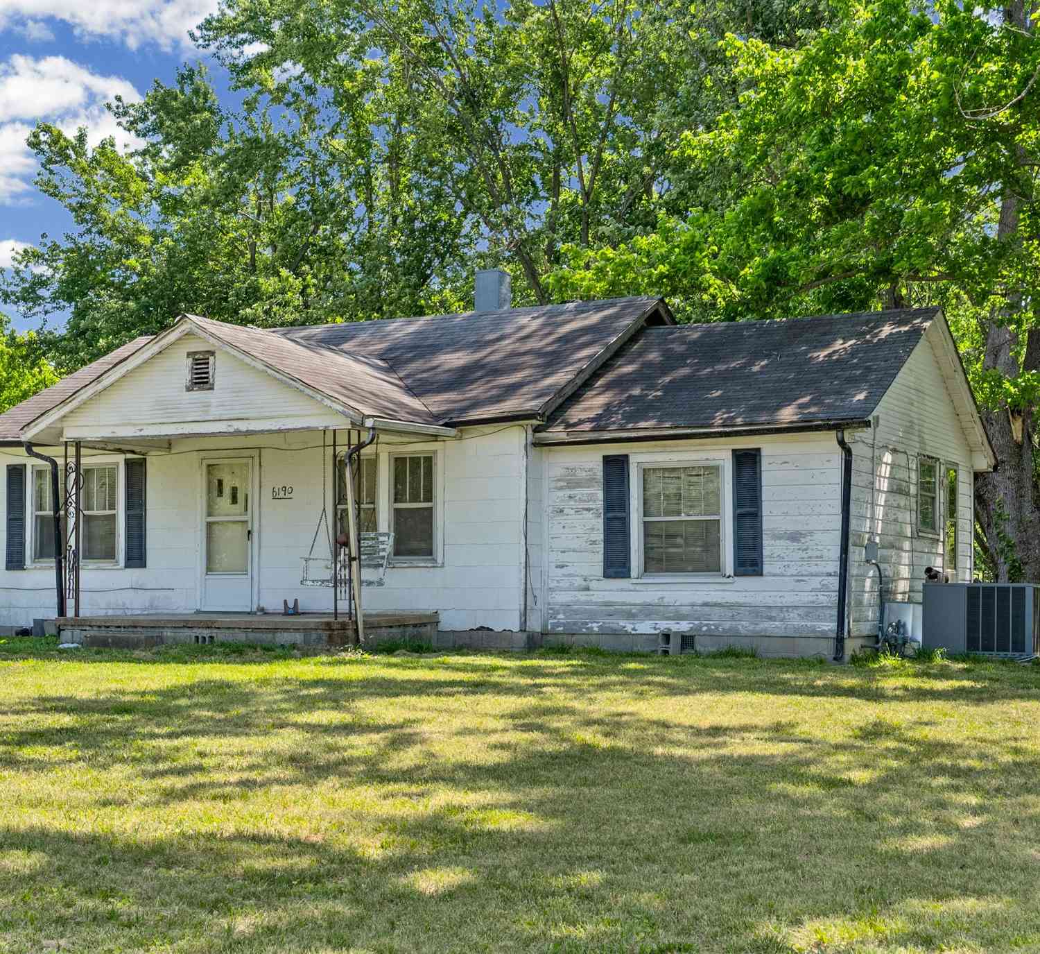 Homes For Sale - 6190 Eatons Creek Rd<br/> Joelton, TN 37080