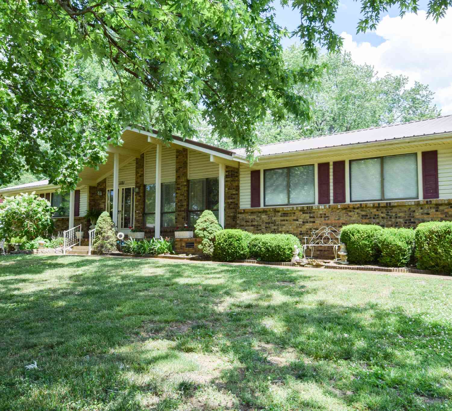 Homes For Sale - 1121 Woodvale Dr<br/> Sumner County County, Gallatin, TN 37066