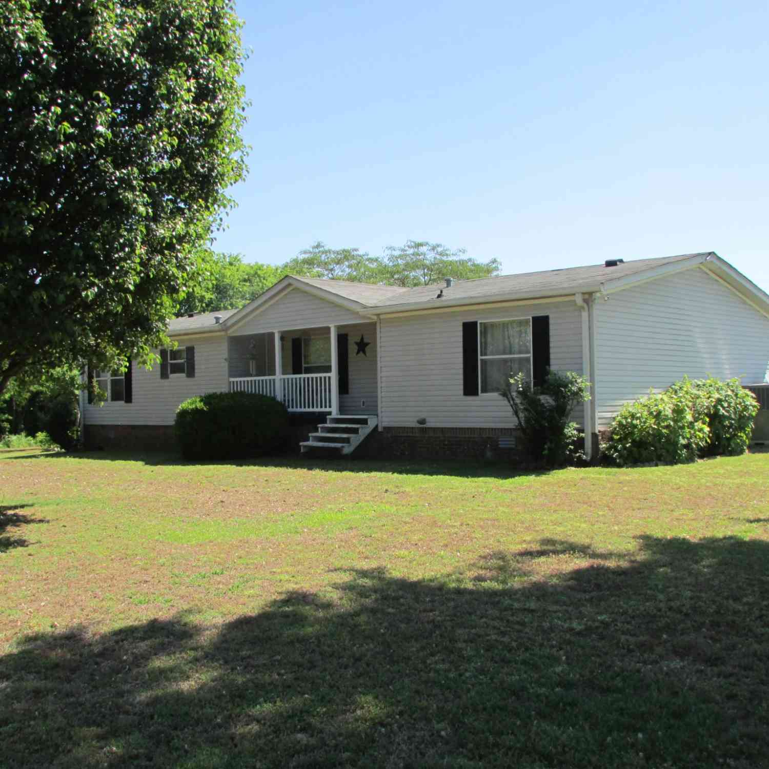 Mobile Home For Sale - 1212 Littleton Ranch Rd<br/> Sumner County County, Castalian Springs, TN 37031