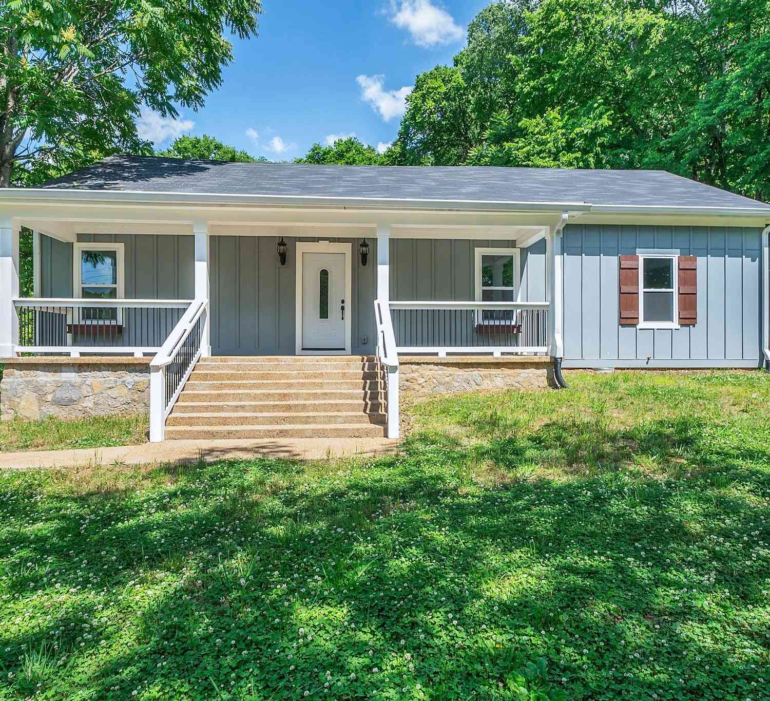 Homes For Sale - 3185 Prospect Rd<br/> Giles County County, Pulaski, TN 38478