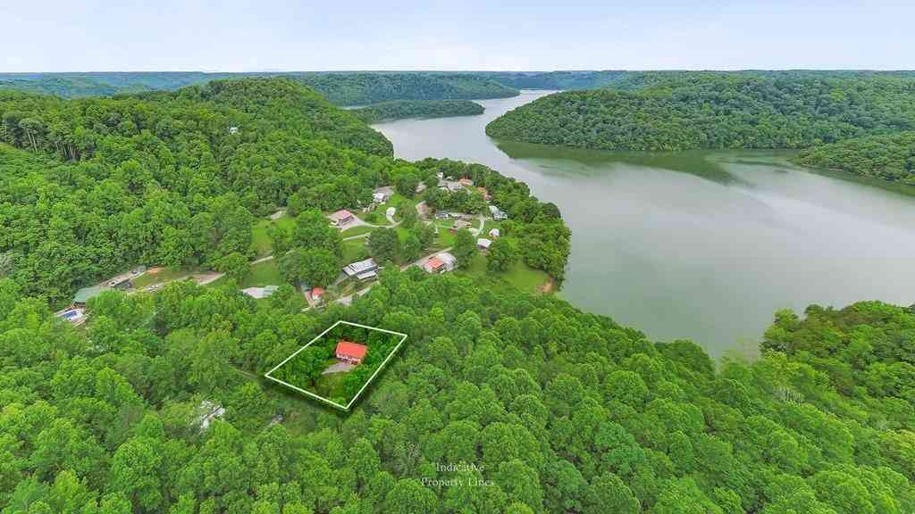 Homes For Sale - 475 Lauren Lane<br/> Baxter, TN 38544
