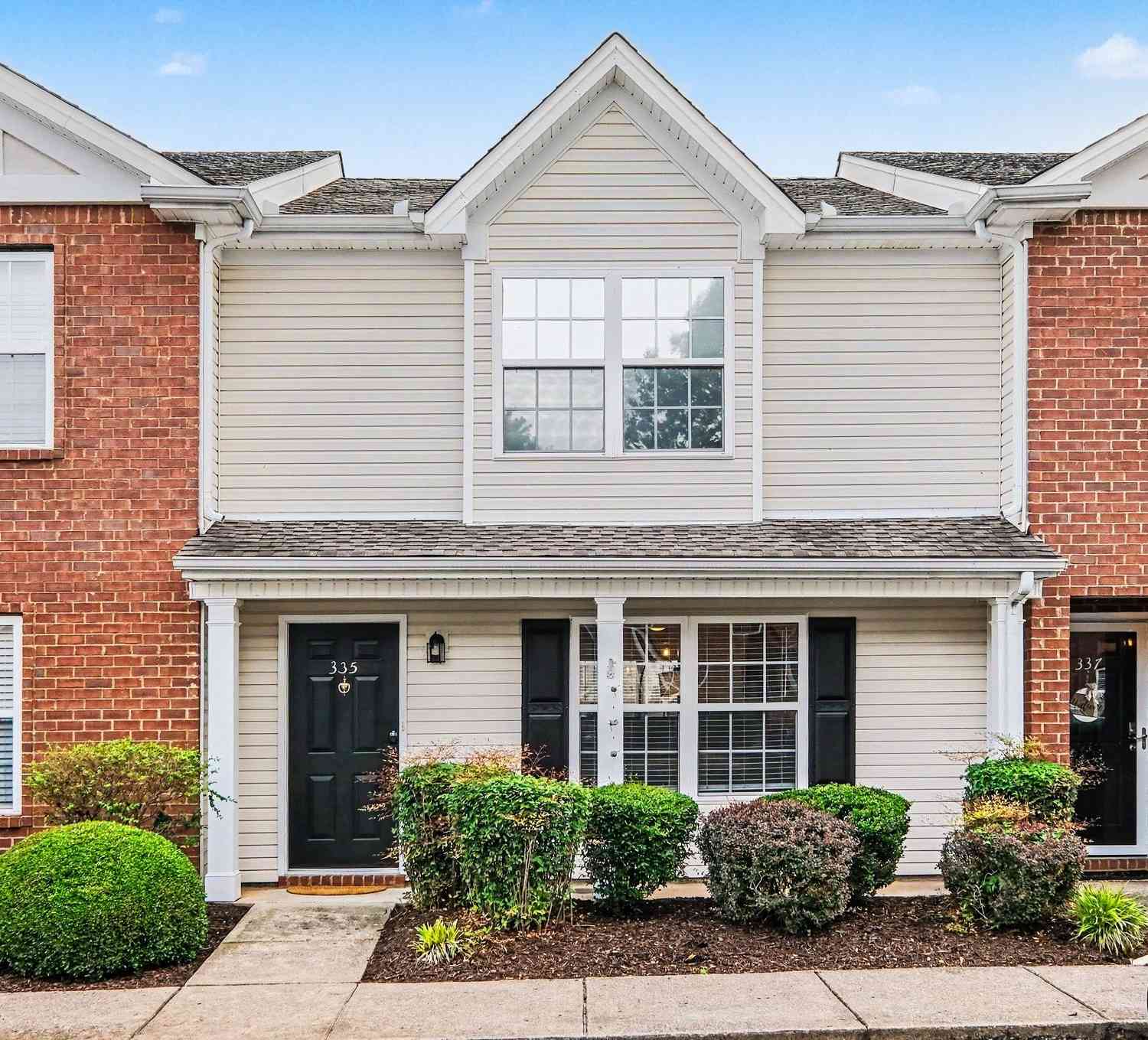 Townhouse For Sale - 335 Arapaho Dr<br/> Rutherford County County, Murfreesboro, TN 37128