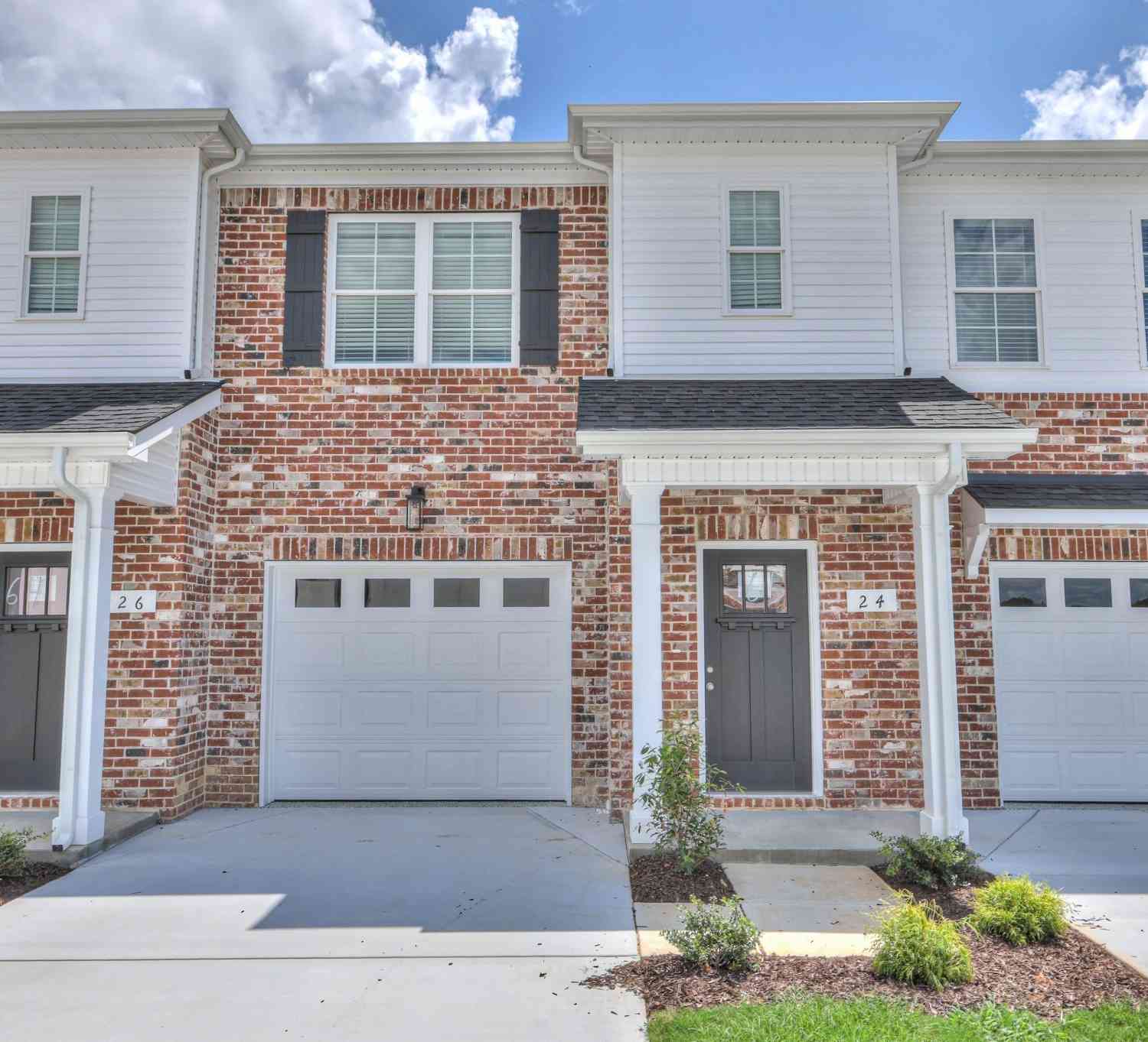 Townhouse For Sale - 27 Hardwood Rd<br/> Coffee County County, Tullahoma, TN 37388
