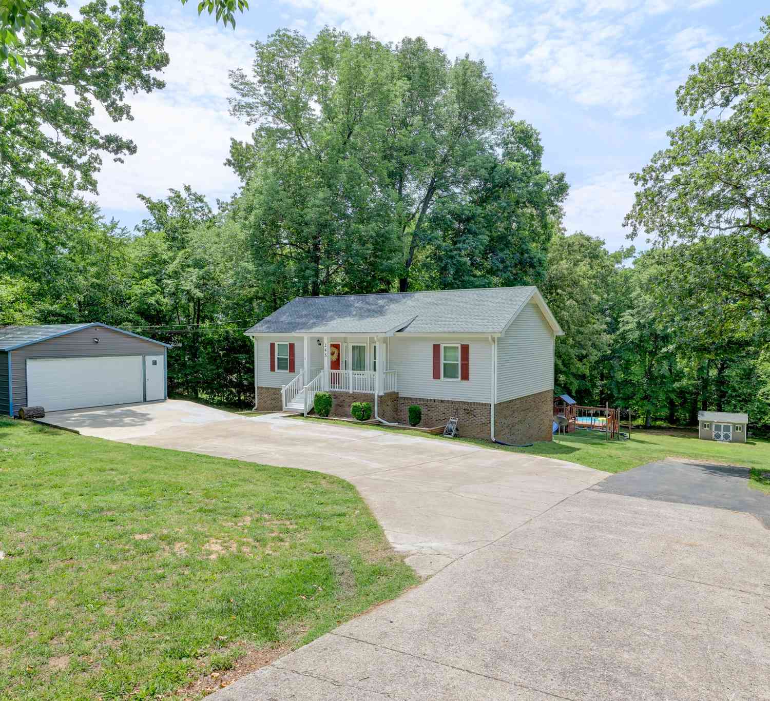 Homes For Sale - 245 Gip Manning Rd<br/> Montgomery County County, Clarksville, TN 37042