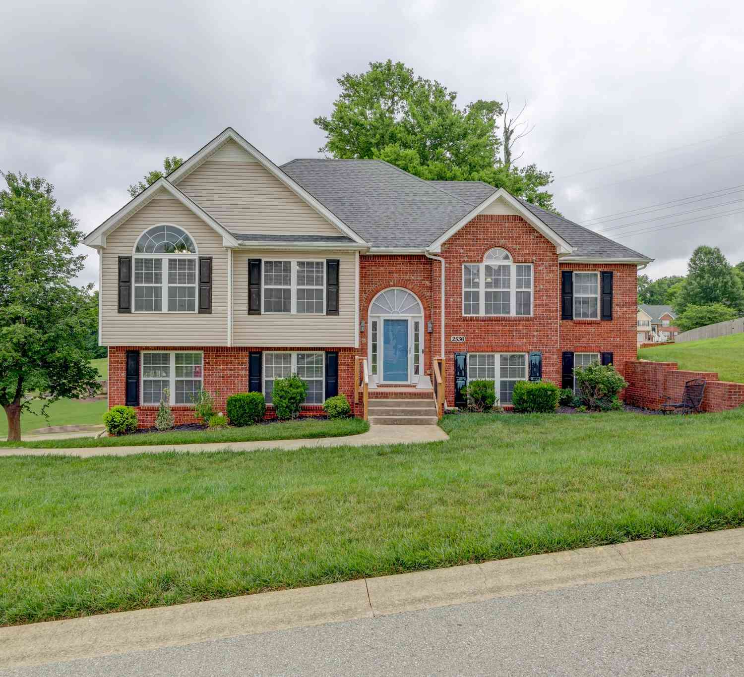 Homes For Sale - 2536 Tennyson Dr<br/> Montgomery County County, Clarksville, TN 37040