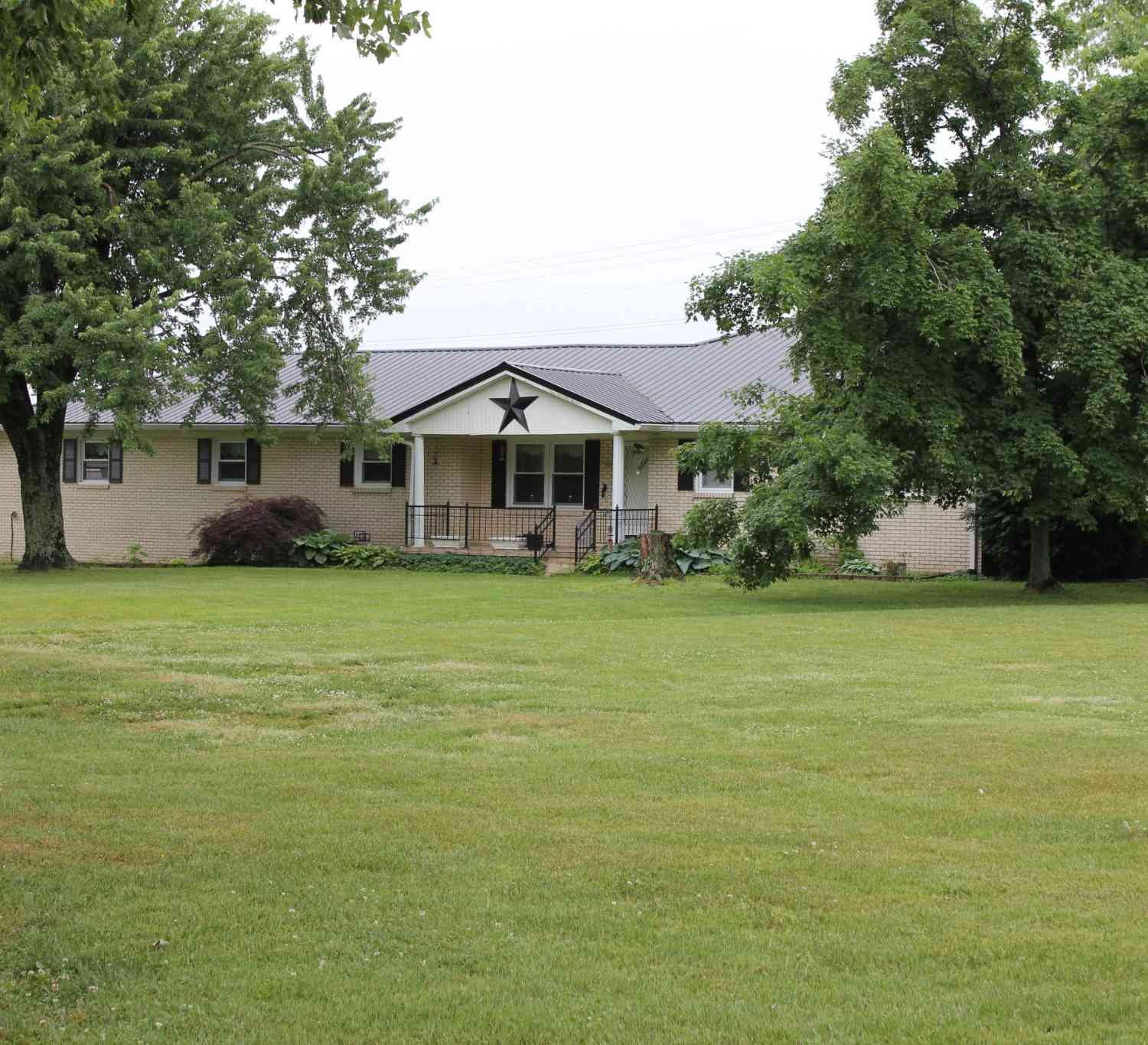 Homes For Sale - 4118 Gordonsville Rd<br/> Logan County, Lewisburg, KY 42256