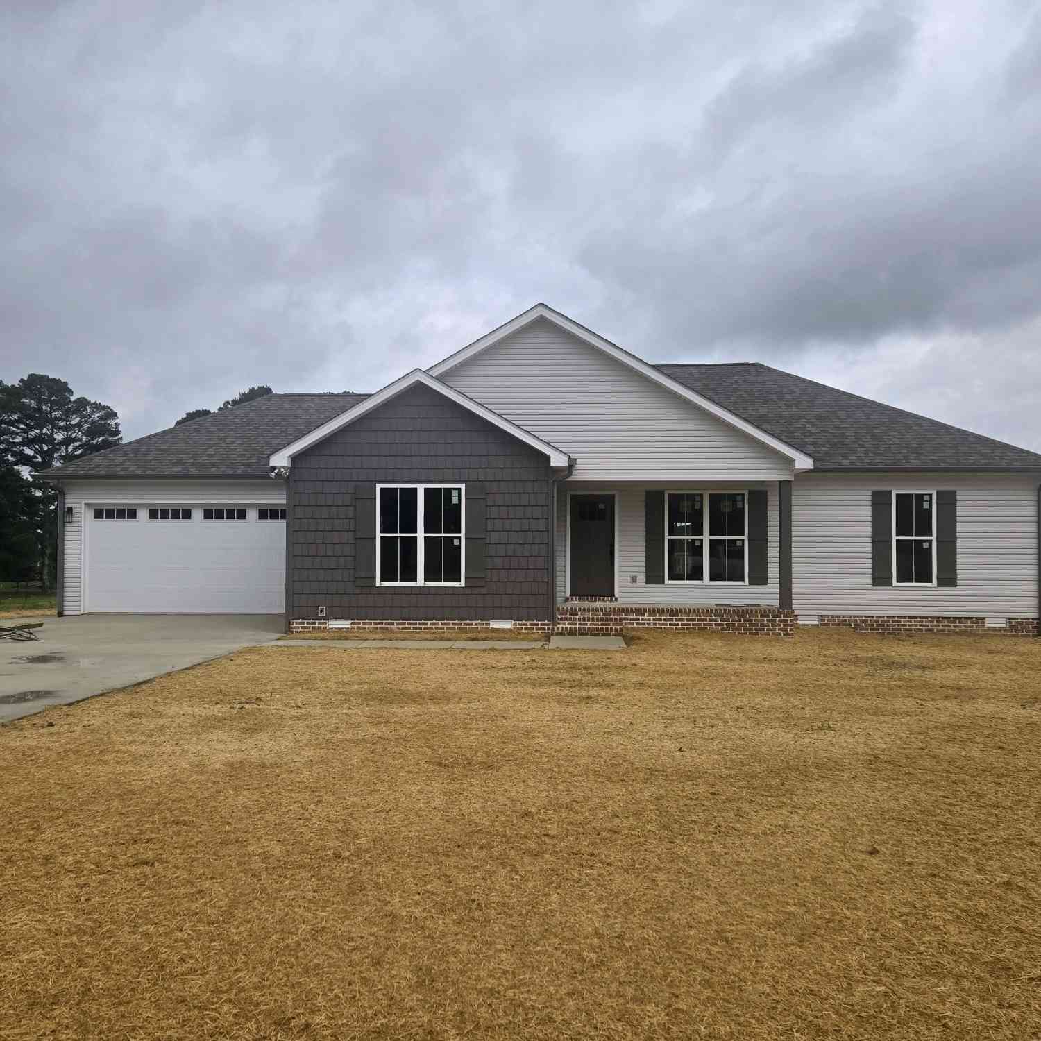Homes For Sale - 88 College Court<br/> Lawrence County County, Leoma, TN 38468