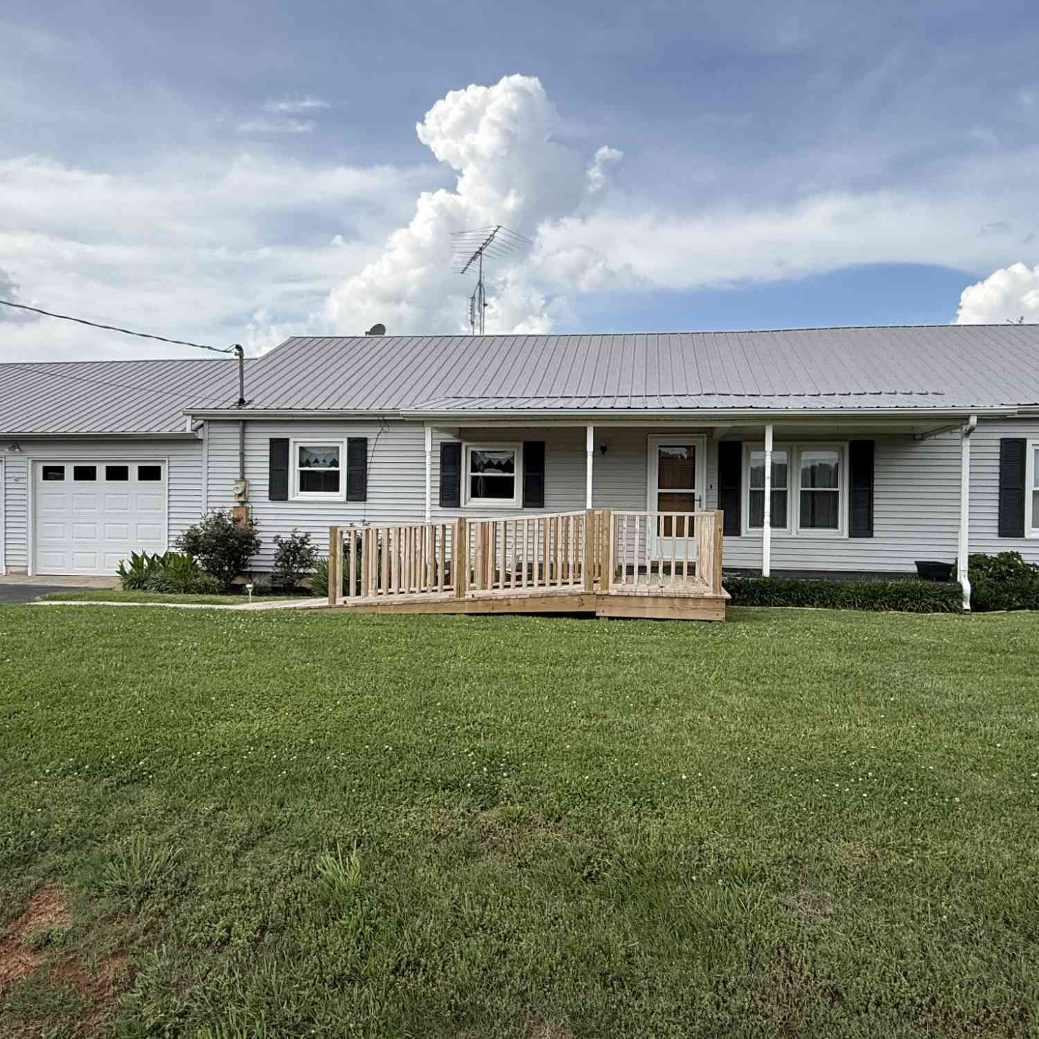 Homes For Sale - 2971 Monroe Floyd Rd<br/> Franklin County County, Decherd, TN 37324