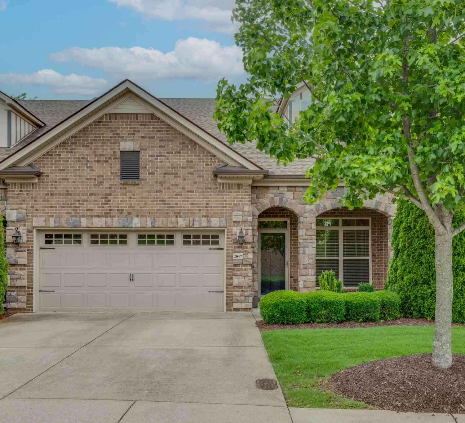 Townhouse For Sale - 2047 Herring Xing<br/> Rutherford County County, Murfreesboro, TN 37130