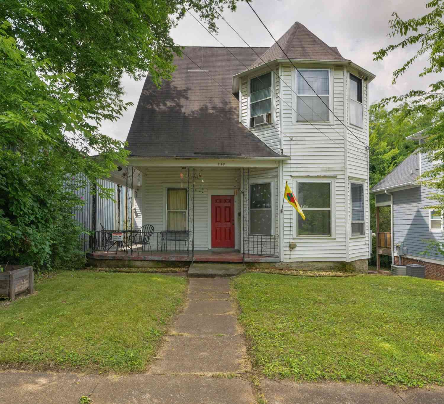 Homes For Sale - 812 E 10th Street<br/> Hamilton County, Chattanooga, TN 37403