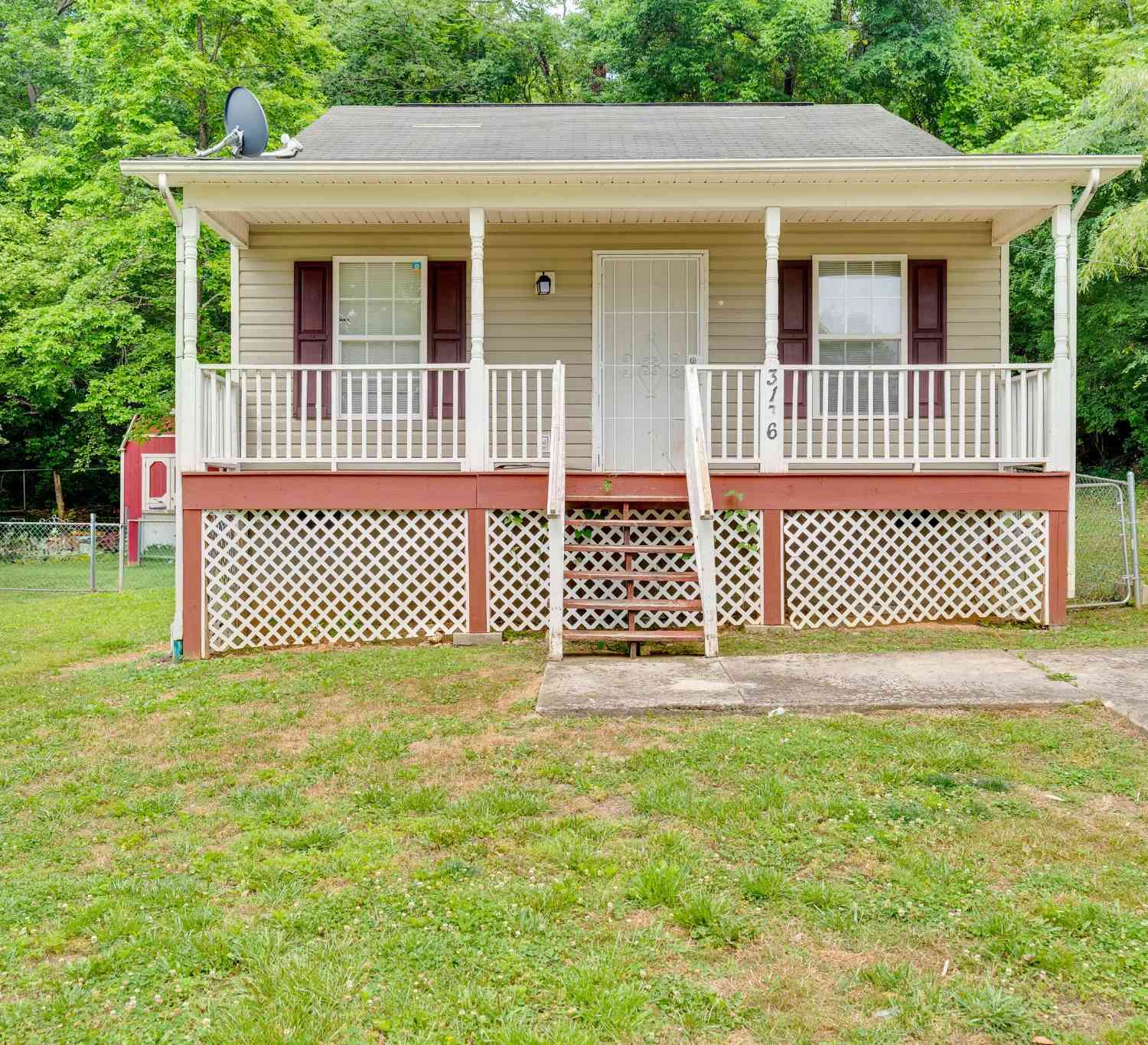 Homes For Sale - 3136 15th Avenue<br/> Hamilton County, Chattanooga, TN 37407